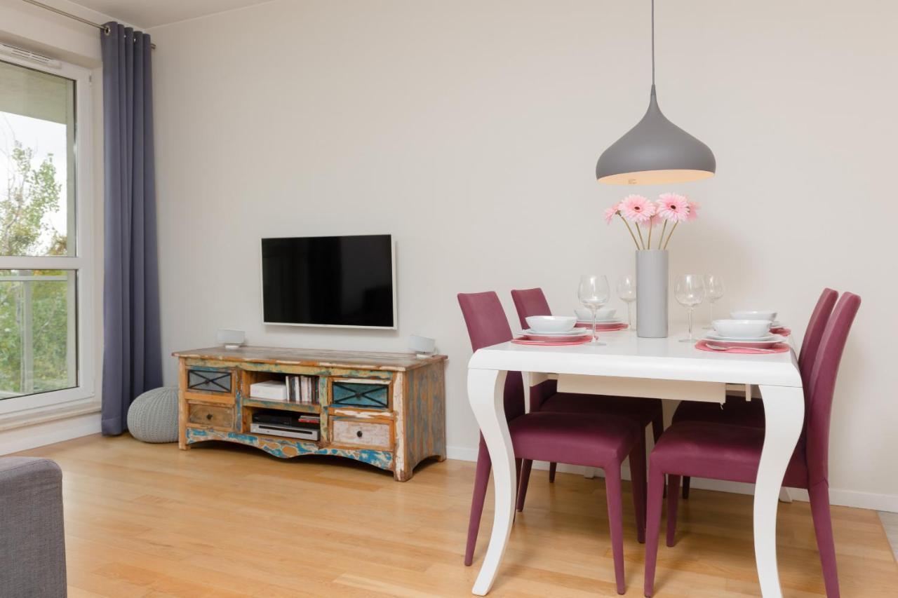 Quiet Apartment Park Edwarda Szymanskiego By Noclegi Renters Warschau Exterior foto
