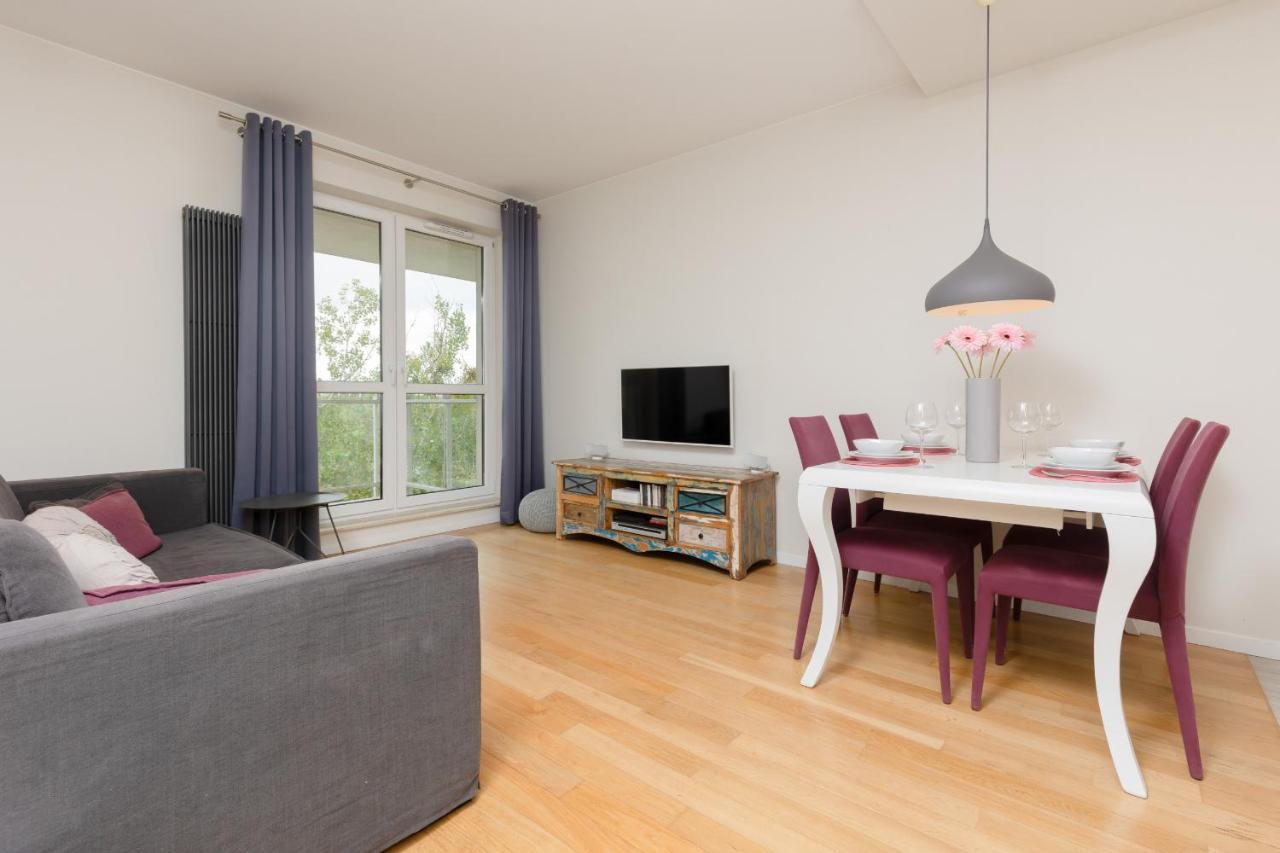 Quiet Apartment Park Edwarda Szymanskiego By Noclegi Renters Warschau Exterior foto